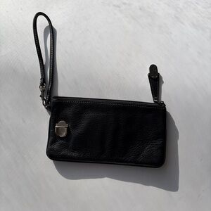 Fossil Black Genuine Leather Wristlet Clutch Zip Pouch Pink Lining